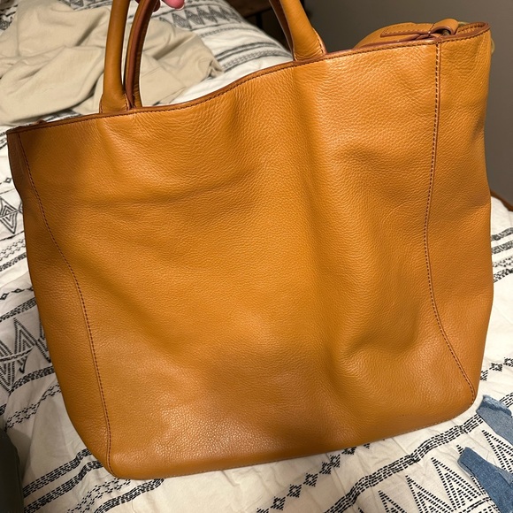 Mark & Graham Build Your Own Tote - Picture 12 of 13